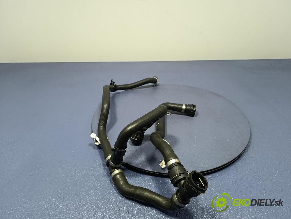 Bmw Seria 5 2025 trubka Chladič: 8844219