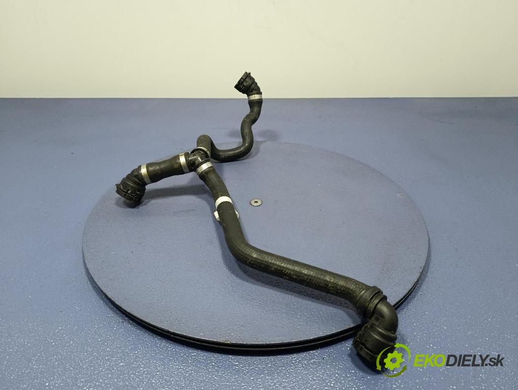 Bmw Seria 5 2025 trubka Chladič: 8490265