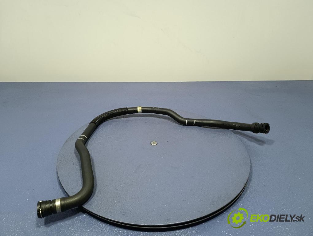 Bmw Seria 5 2025 trubka Chladič: 8844222