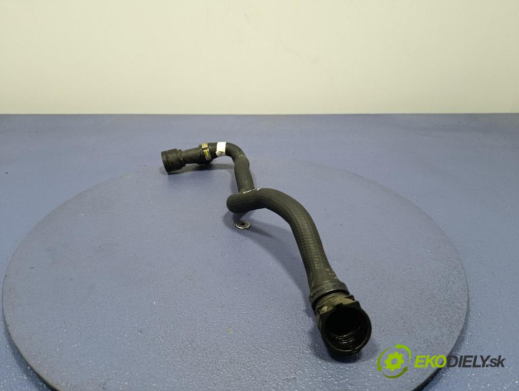 Bmw Seria 5 2025 trubka Chladič: 7926160