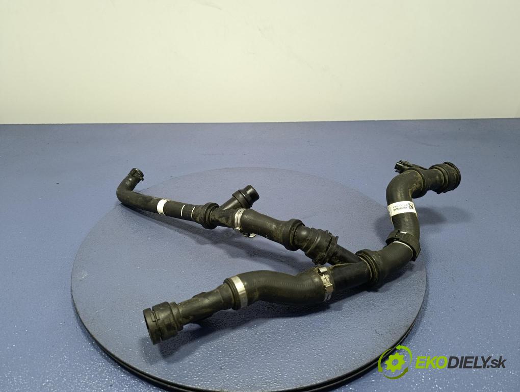 Bmw Seria 5 2025 trubka Chladič: 8490278