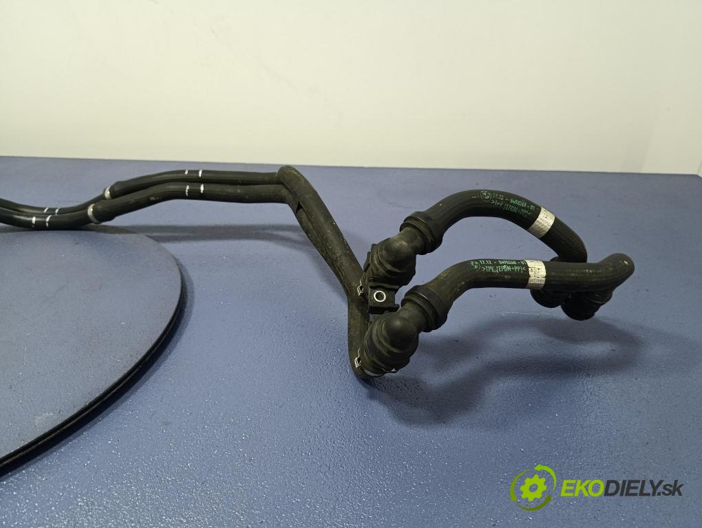 Bmw Seria 5 2025 trubka Chladič: 9886638
