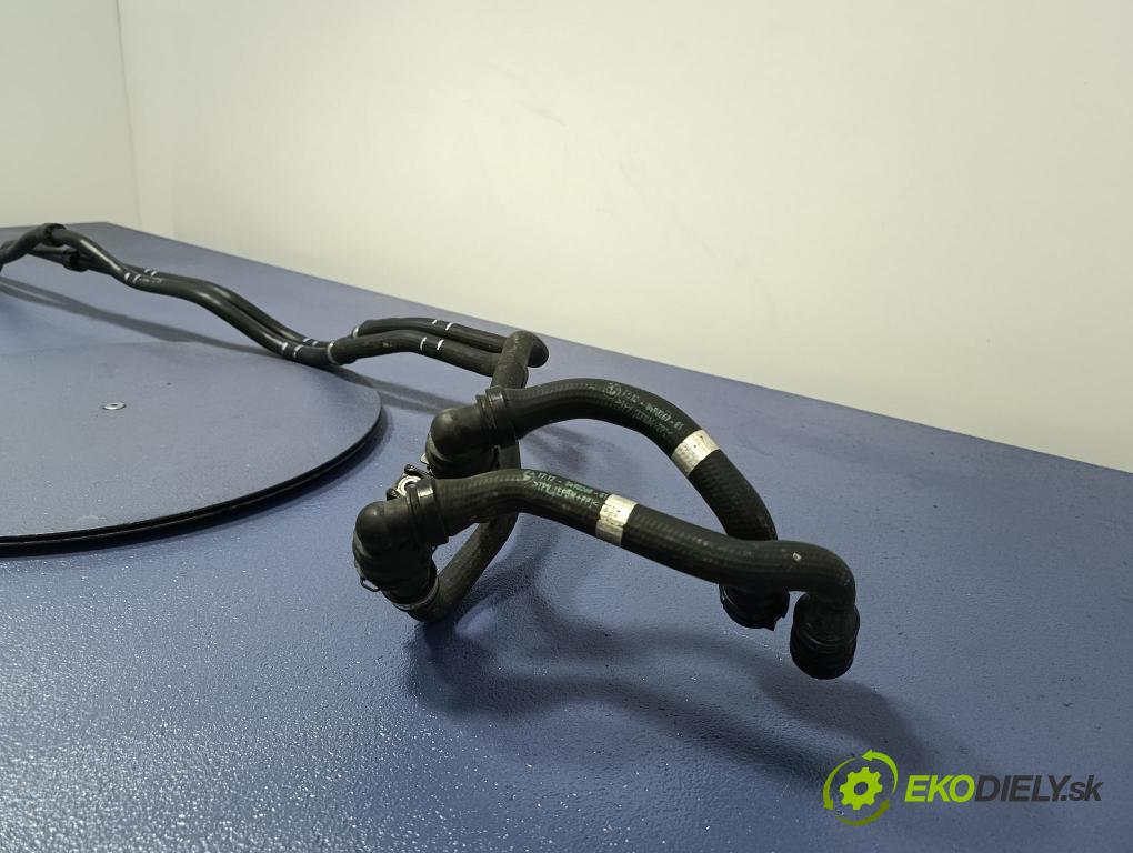 Bmw Seria 5 2025 trubka Chladič: 9886638