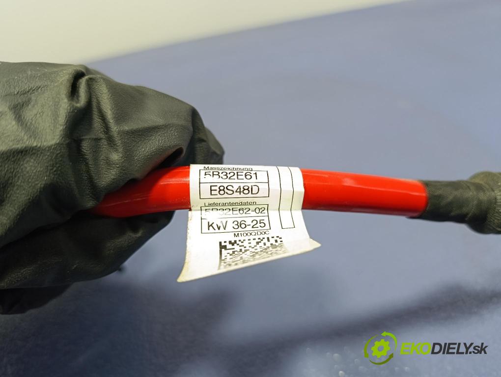 Bmw Seria 5 2025 instalace Elektrický: 5B32E62