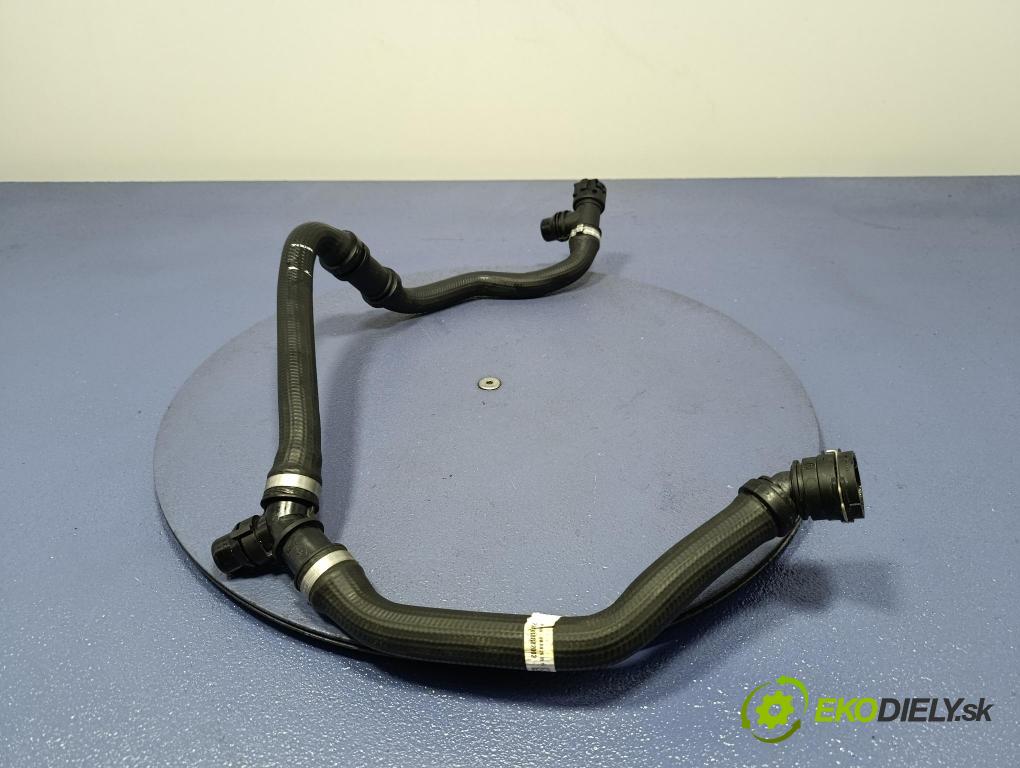 Bmw Seria 5 2025 trubka Chladič: 9888820