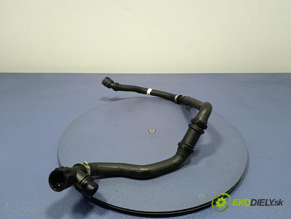 Bmw Seria 5 2025 trubka Chladič: 9888820