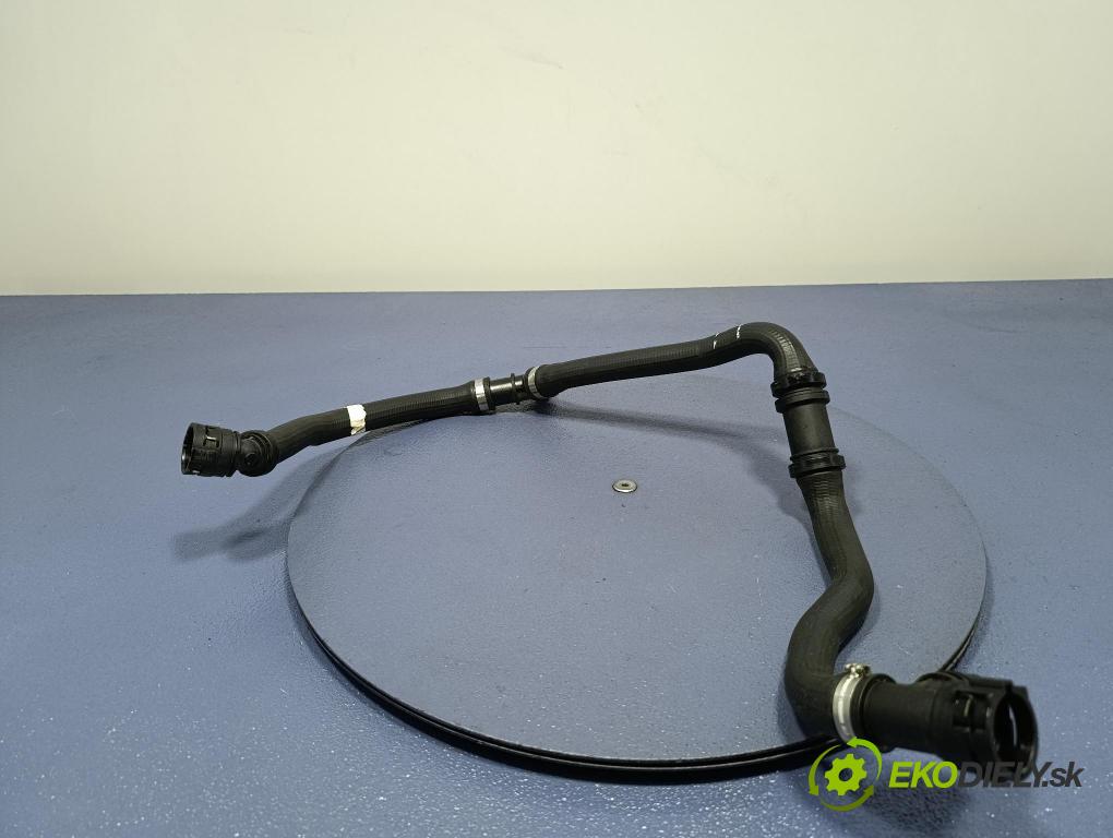 Bmw Seria 5 2025 trubka Chladič: 9888820