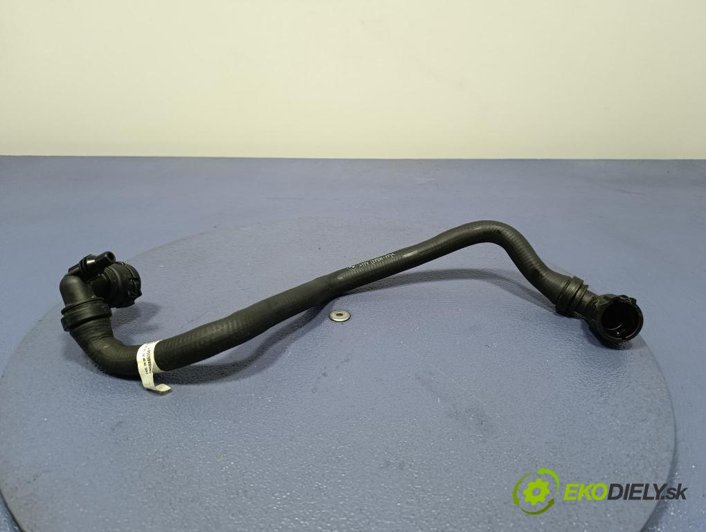 Bmw Seria 5 2025 trubka Chladič: 9886635