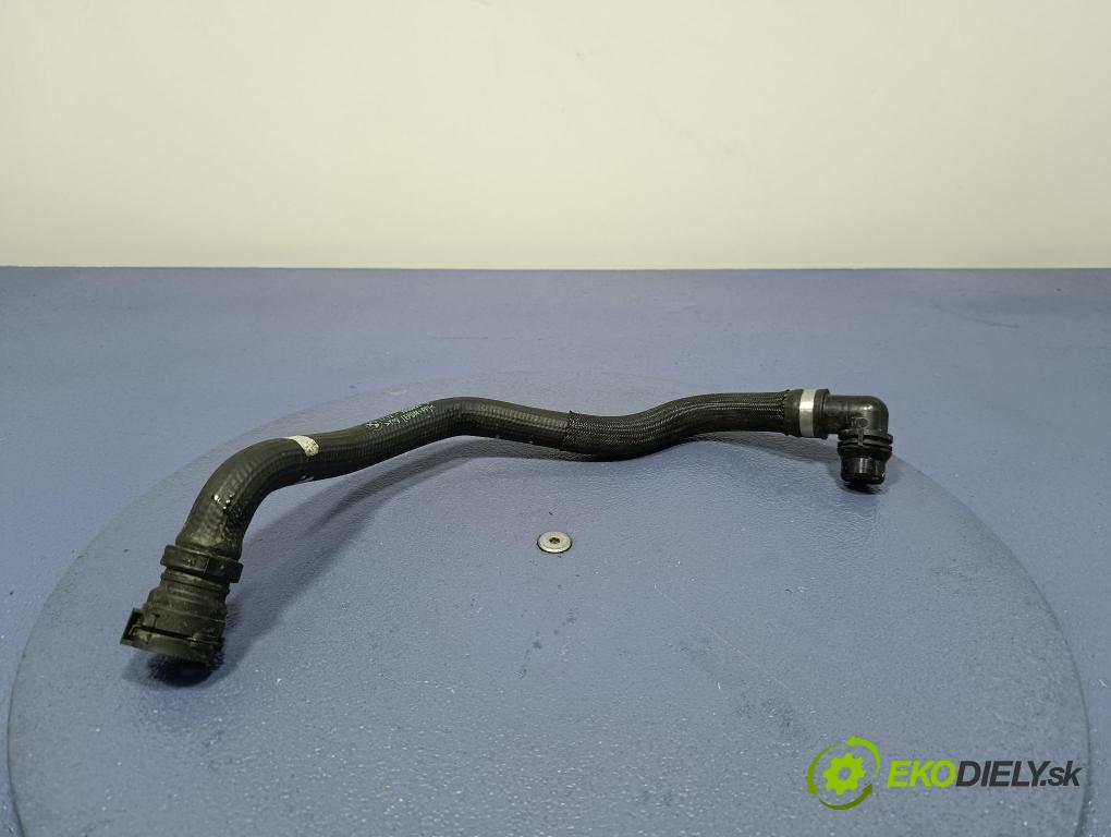 Bmw Seria 5 2025 trubka Chladič: 9886633