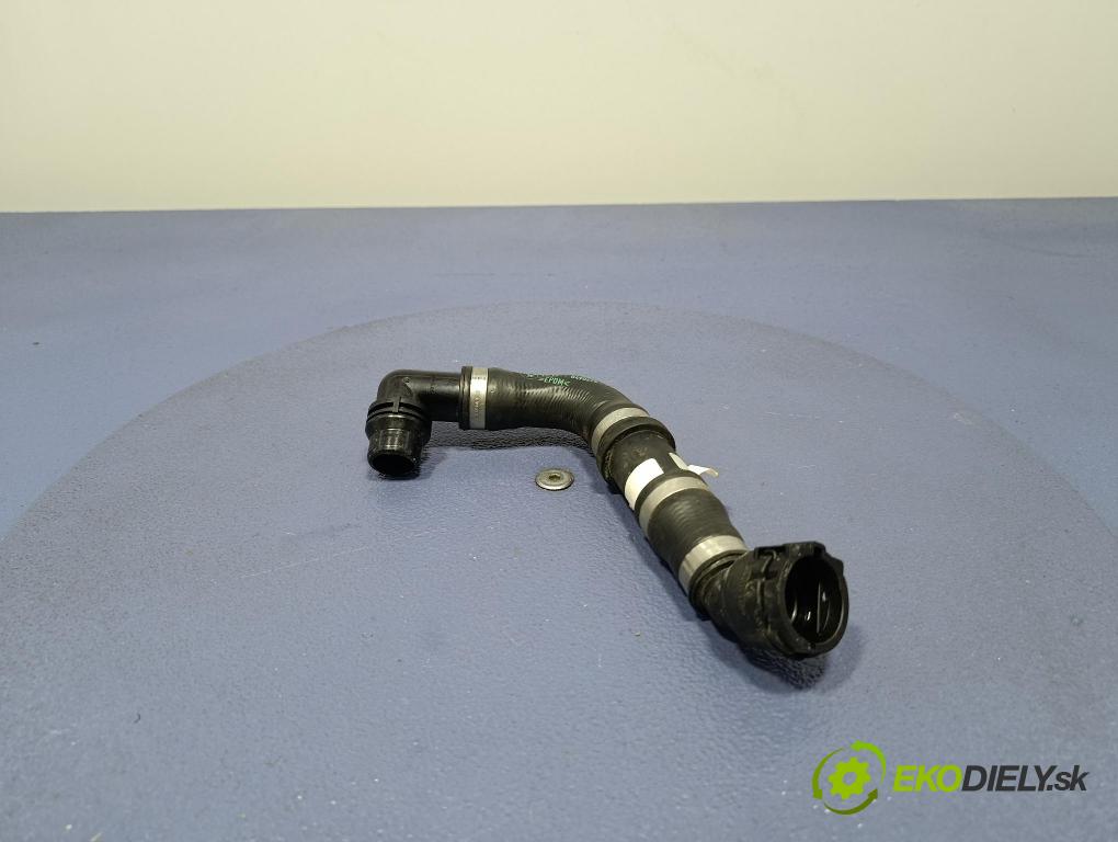 Bmw Seria 5 2025 trubka Chladič: 8490276