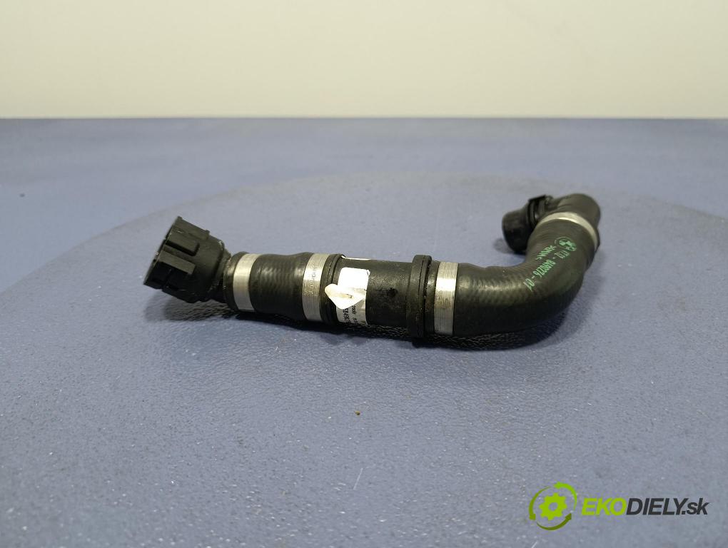 Bmw Seria 5 2025 trubka Chladič: 8490276