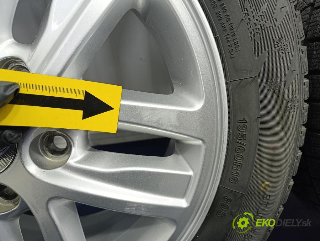 Byd Etp3 2022 Ráfiky: Hlinikové: Pneumatiky: VBEV3101010