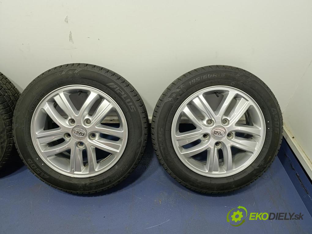 Byd Etp3 2022 Ráfiky: Hlinikové: Pneumatiky: VBEV3101010
