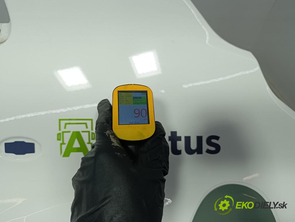 Byd Etp3 2022 blatník Predné v pravo: