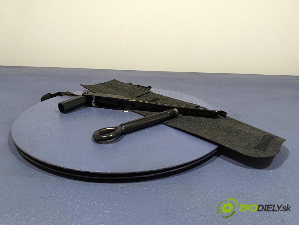 Byd Etp3 2022 uchyt Vlečenie: HADF-3916100A