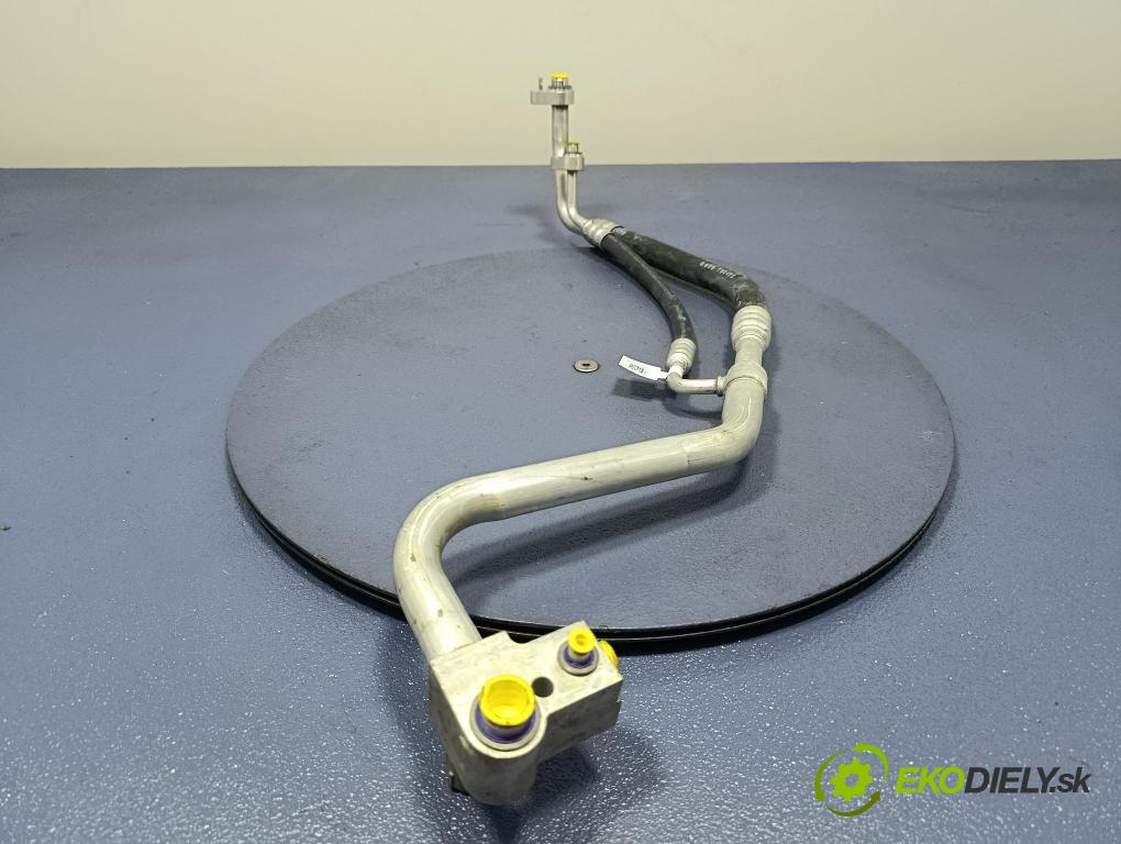 Bmw Seria 5 2025 trubka Klimatizace: 9872105