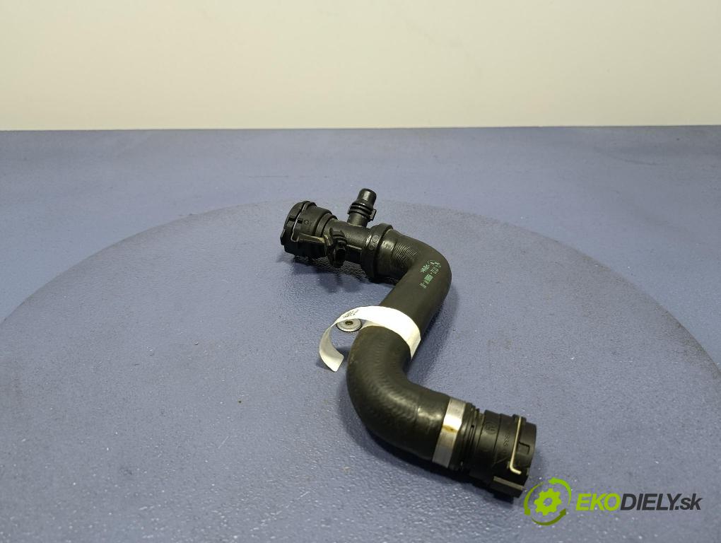 Bmw Seria 5 2025 trubka Chladič: 9888819