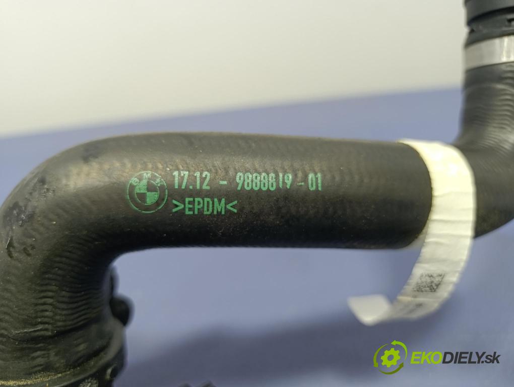 Bmw Seria 5 2025 trubka Chladič: 9888819