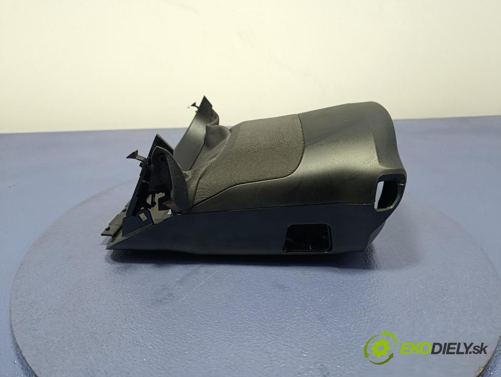 Bmw Seria 5 2025 kryt Plast: Interiéry: 9625735