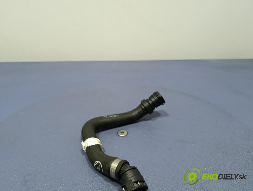 Bmw Seria 5 2025 trubka Chladič: 9872140
