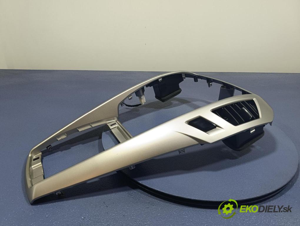 Byd Etp3 2022 kryt Plast: Interiéry: VB5306511