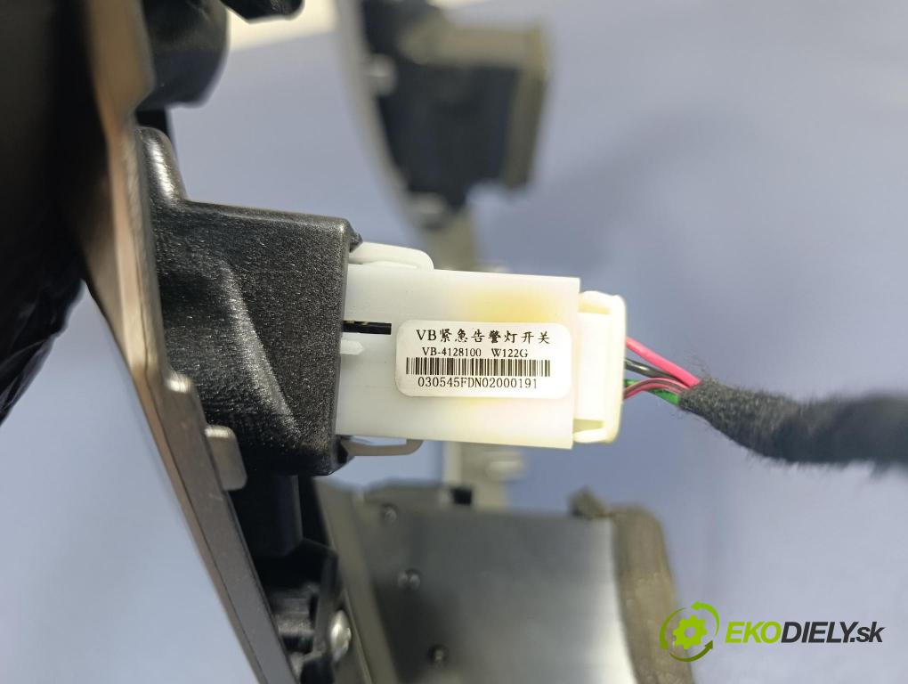 Byd Etp3 2022 kryt Plast: Interiéry: VB5306511
