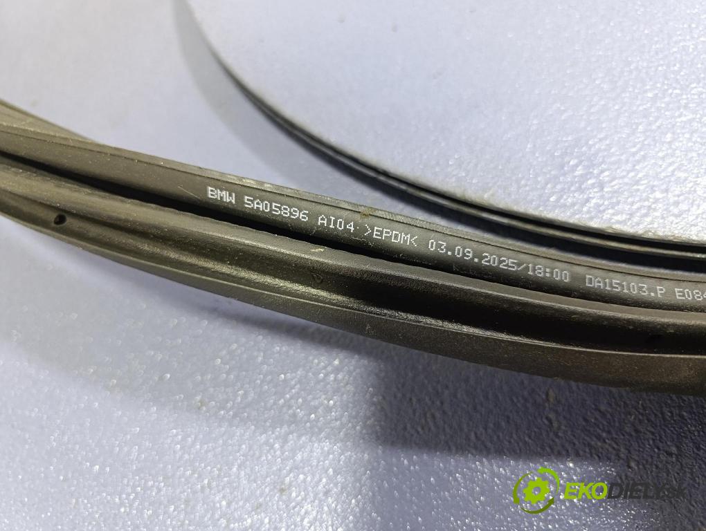 Bmw Seria 5 2025 Těsnění: dveře 5A05896