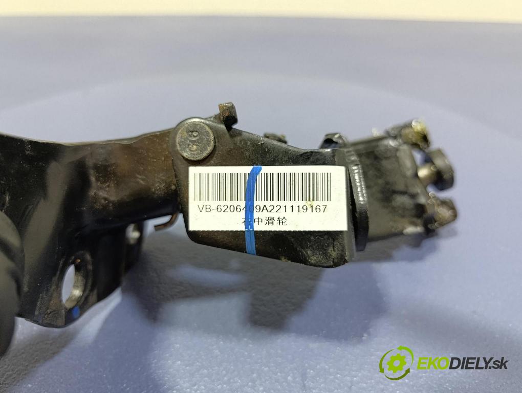 Byd Etp3 2022 Závěs: dvere VB-6206409A