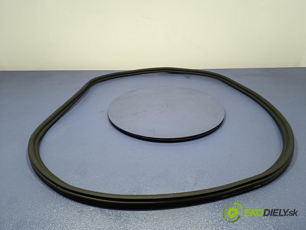 Bmw Seria 5 2025 Těsnění: dveře 5A05899
