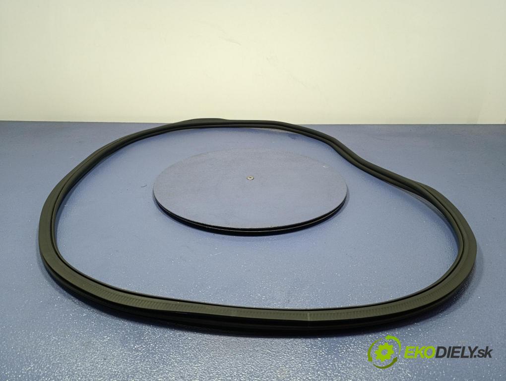 Bmw Seria 5 2025 Těsnění: dveře 5A05899