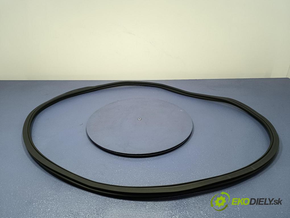 Bmw Seria 5 2025 Těsnění: dveře 5A05899