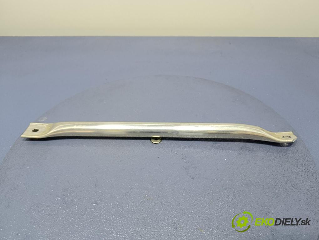 Bmw Seria 5 2025 výztuha Čelní / stěna Přední 9883731