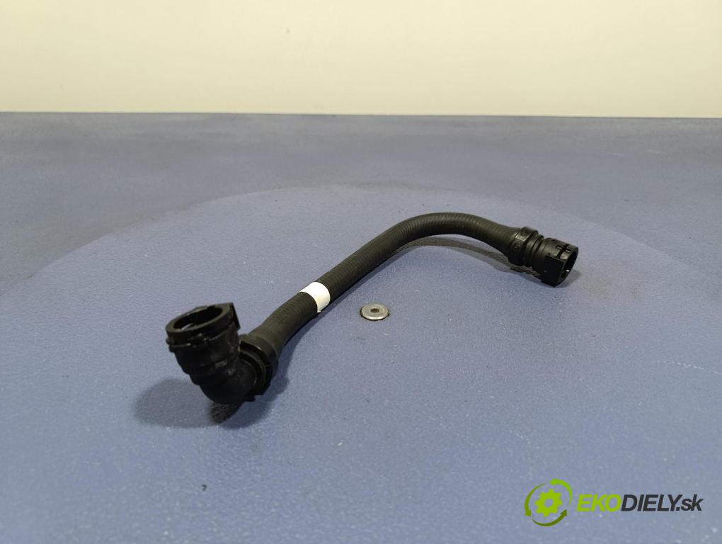 Bmw Seria 5 2025 trubka Chladič: 9887164