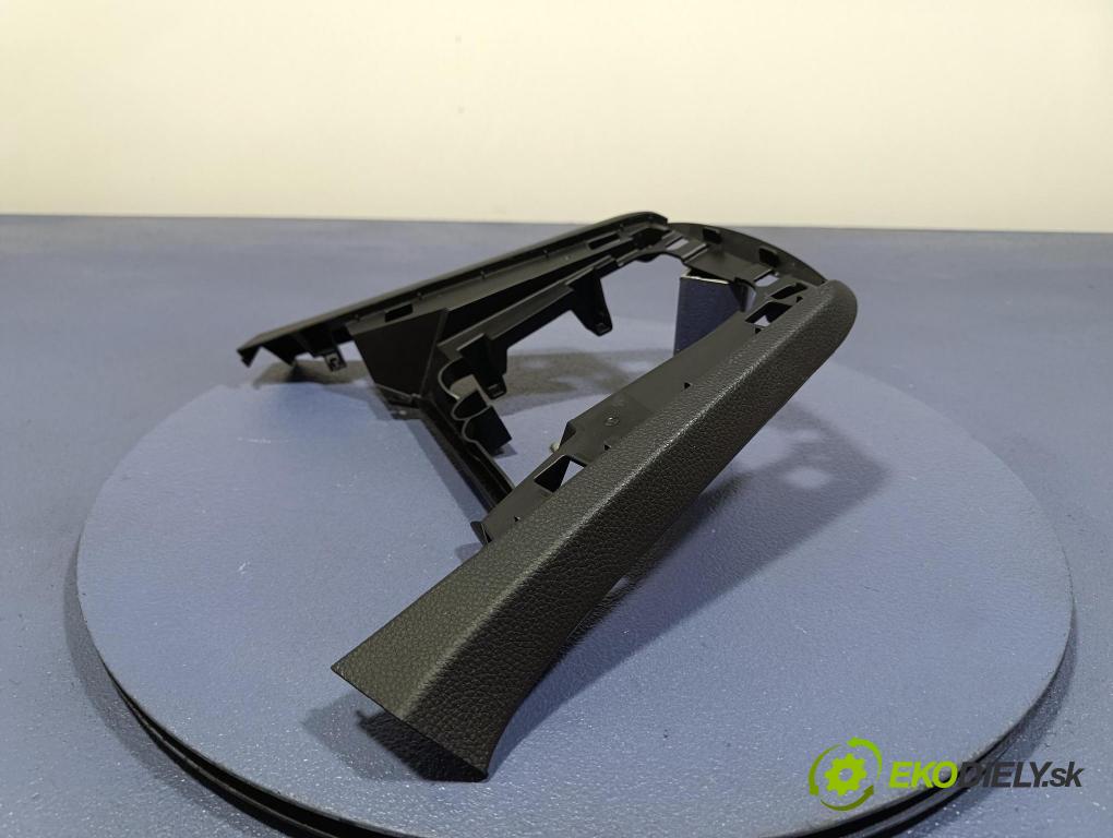 Byd Etp3 2022 kryt Plast: Interiéry: VBH-5306213