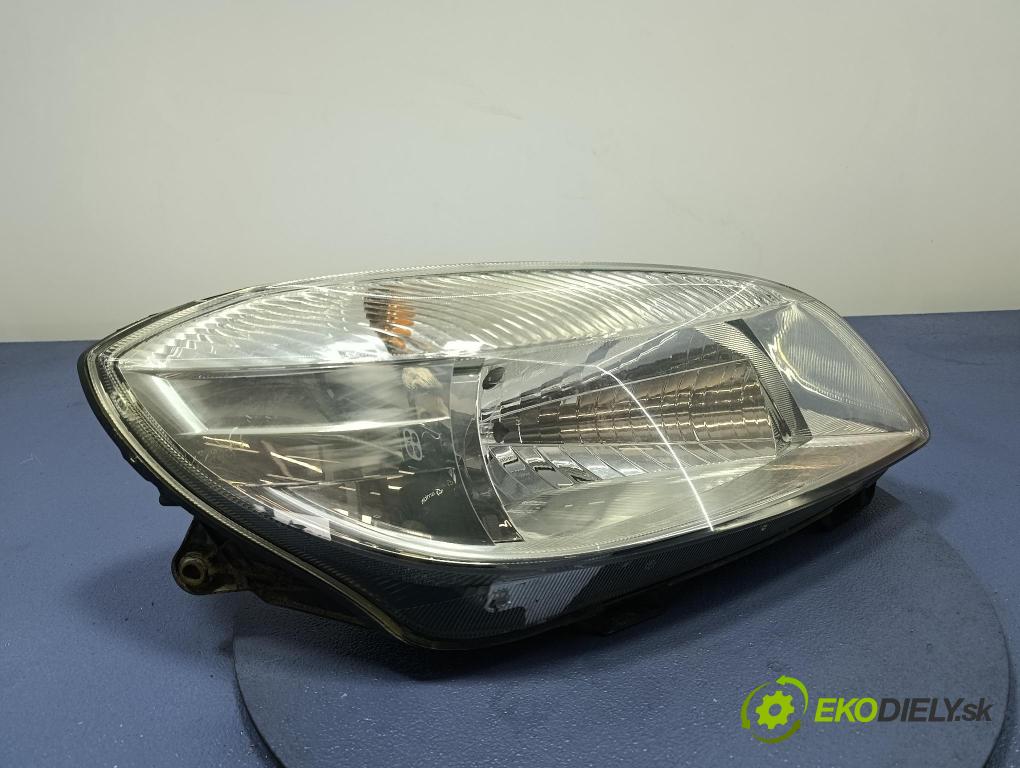 Skoda Fabia 2012 světlo v pravo: 173088-02