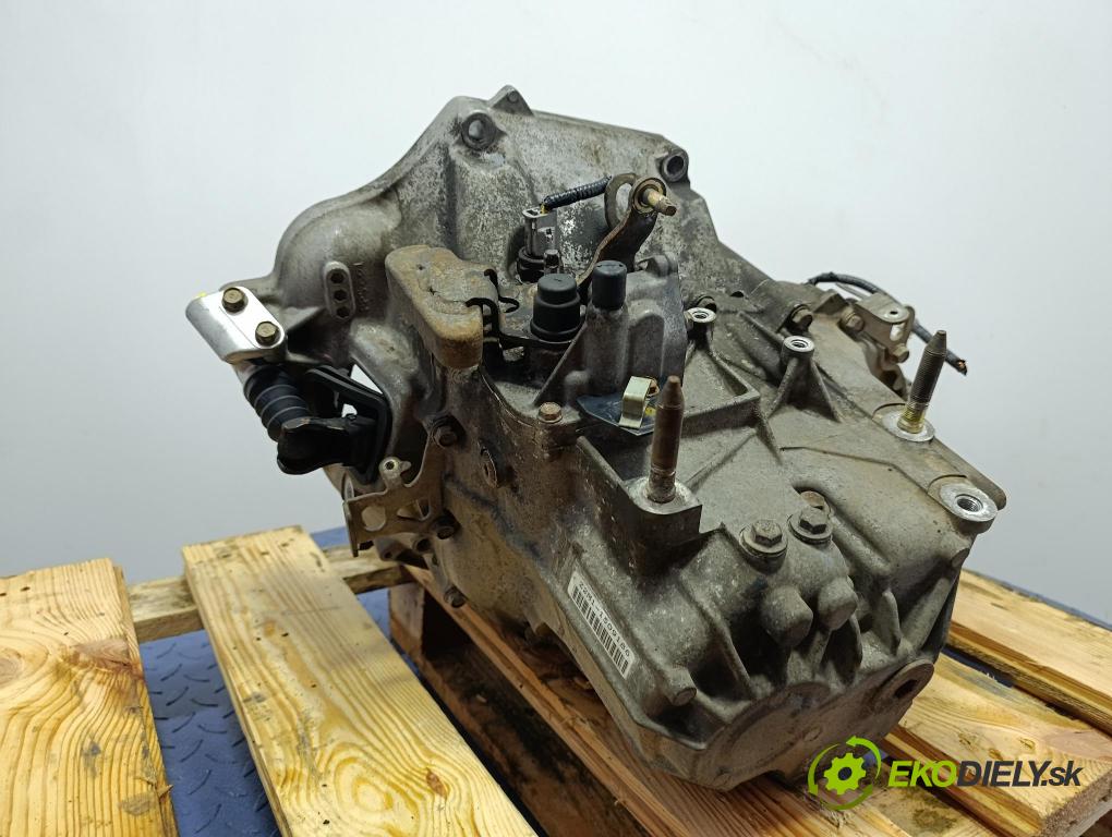 Honda Cr-v 2002 převodovka Ozubené kola: Manualna Z2M1