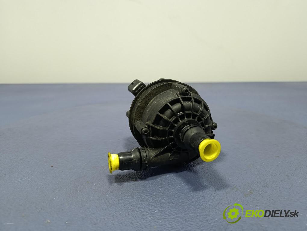 Bmw Seria 5 2025 čerpadlo Voda 5A33F22