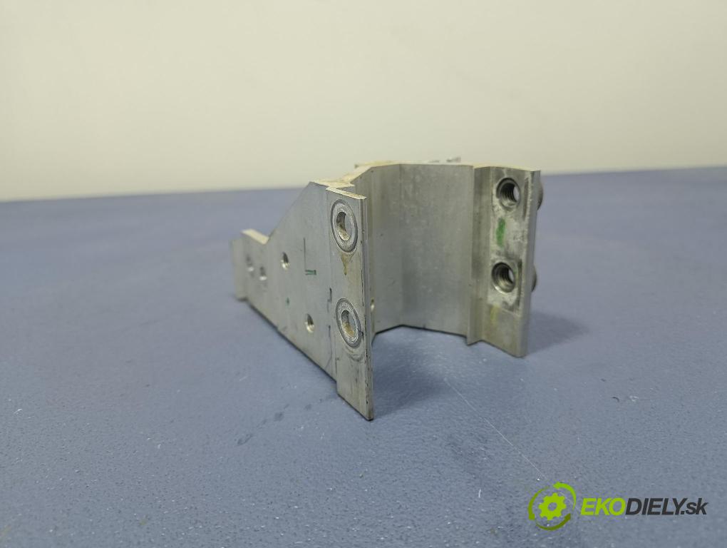 Bmw Seria 5 2025 výztuha narazník před 9463973