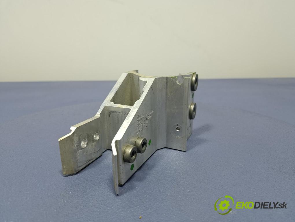 Bmw Seria 5 2025 výztuha narazník před 9463974