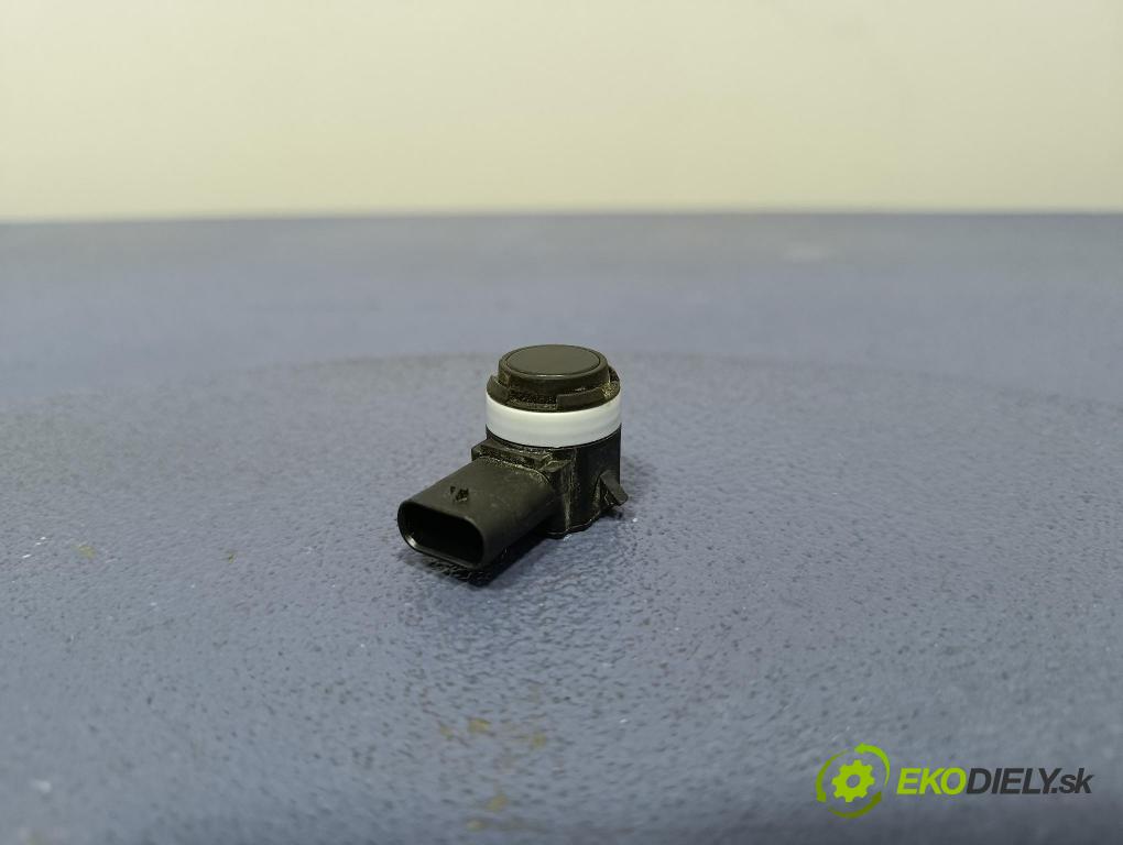 Bmw Seria 5 2025 snímač / řídící jednotka PDC 5A1A269