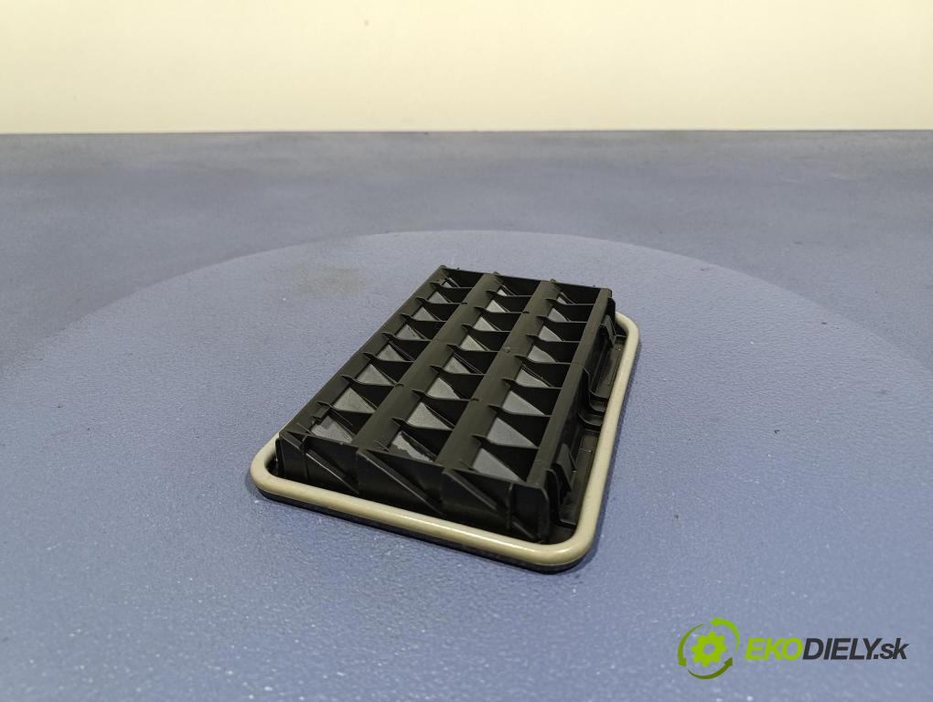 Bmw Seria 5 2025 Vstup: Vzduch: 9176945