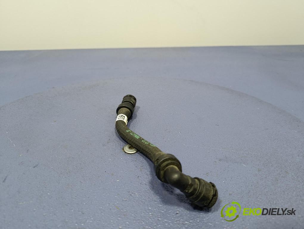 Bmw Seria 5 2025 trubka Chladič: 9886639