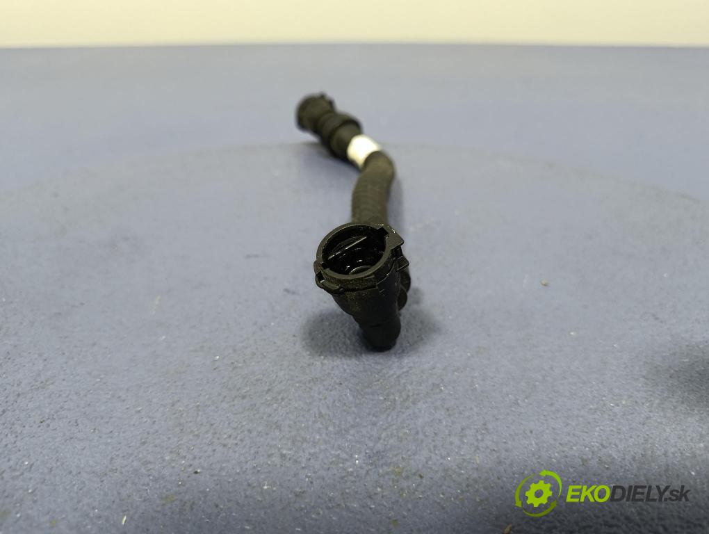 Bmw Seria 5 2025 trubka Chladič: 9886639