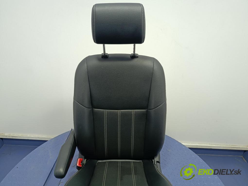 Byd Etp3 2022 Sedačka Ovládače: