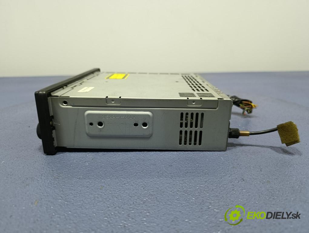 Honda Cr-v 2002 Radio I Navigace: 39100-S1A-E100