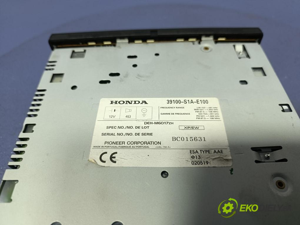 Honda Cr-v 2002 Radio I Navigace: 39100-S1A-E100
