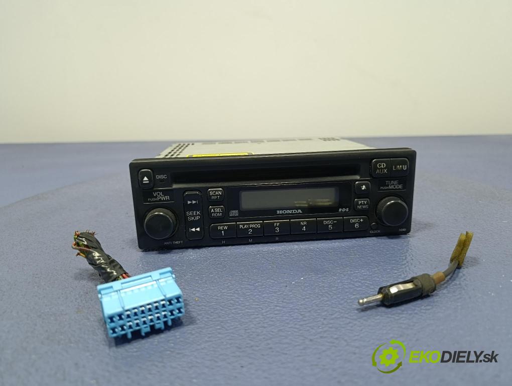 Honda Cr-v 2002 Radio I Navigace: 39100-S1A-E100