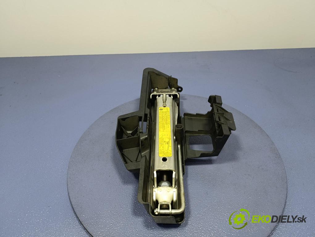 Audi A6 2008 zvedák 4F0011031