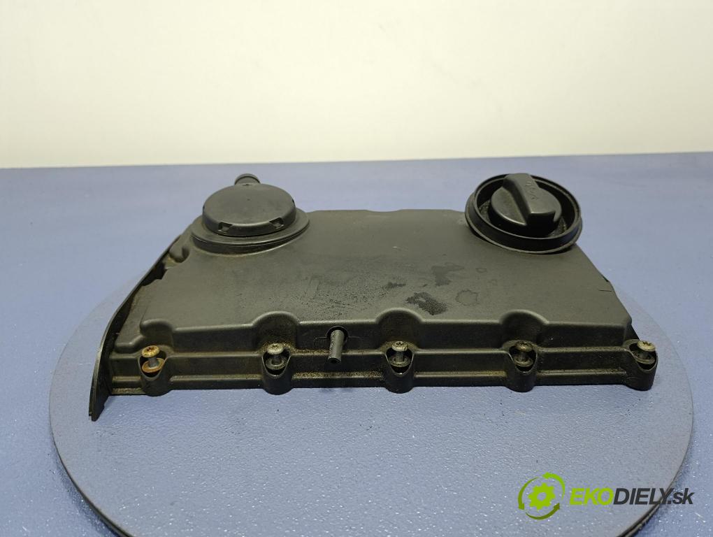 Audi A6 2008 kryt Ventily 03G103475B