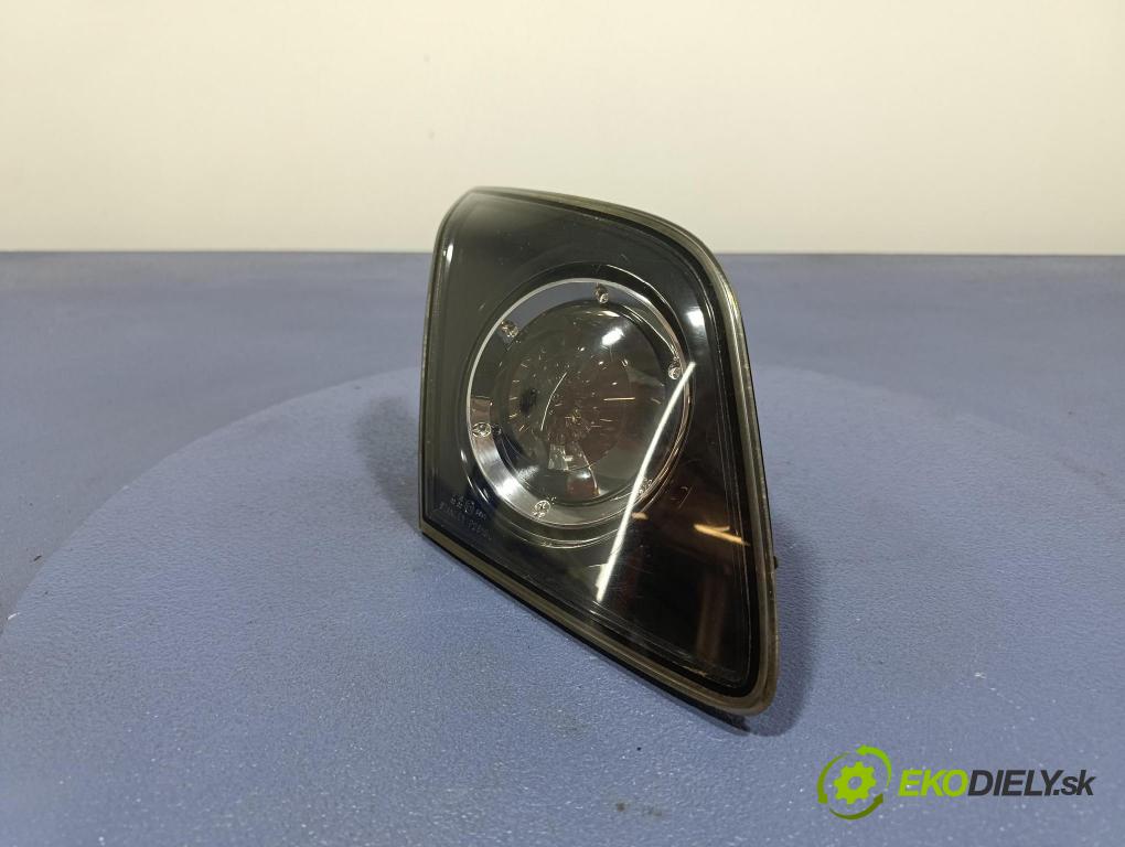 Mazda 3 2005 světlo Zad: levá Uvnitř P2913L